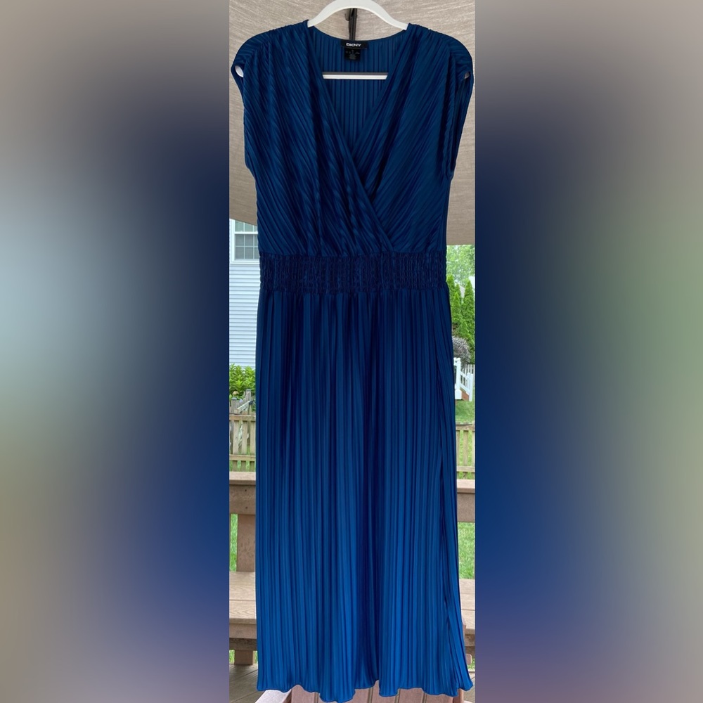 DKNY, US size 12 woman’s cap sleeve dress